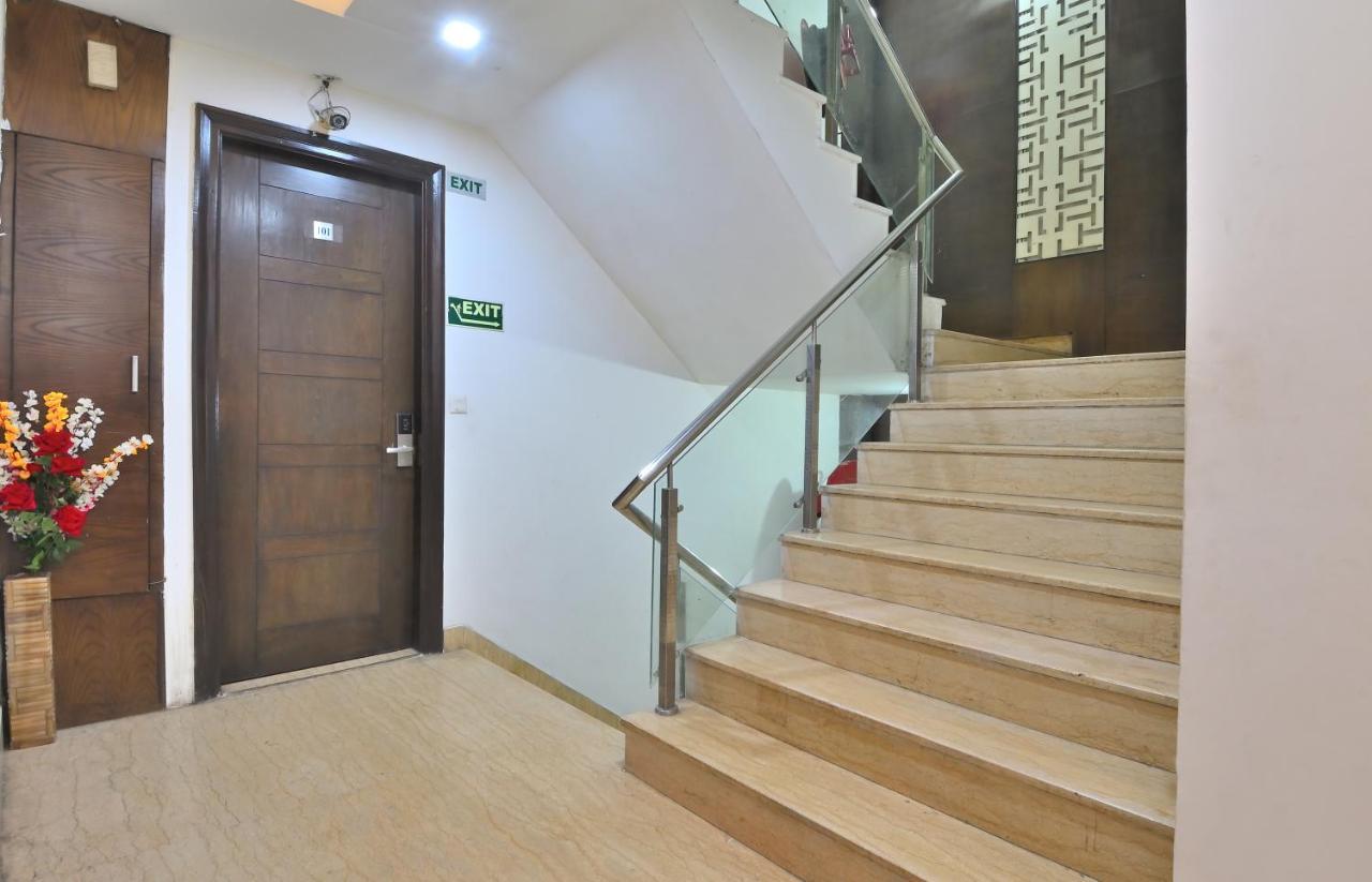 Hotel Bella Vista- Нью-Дели Экстерьер фото